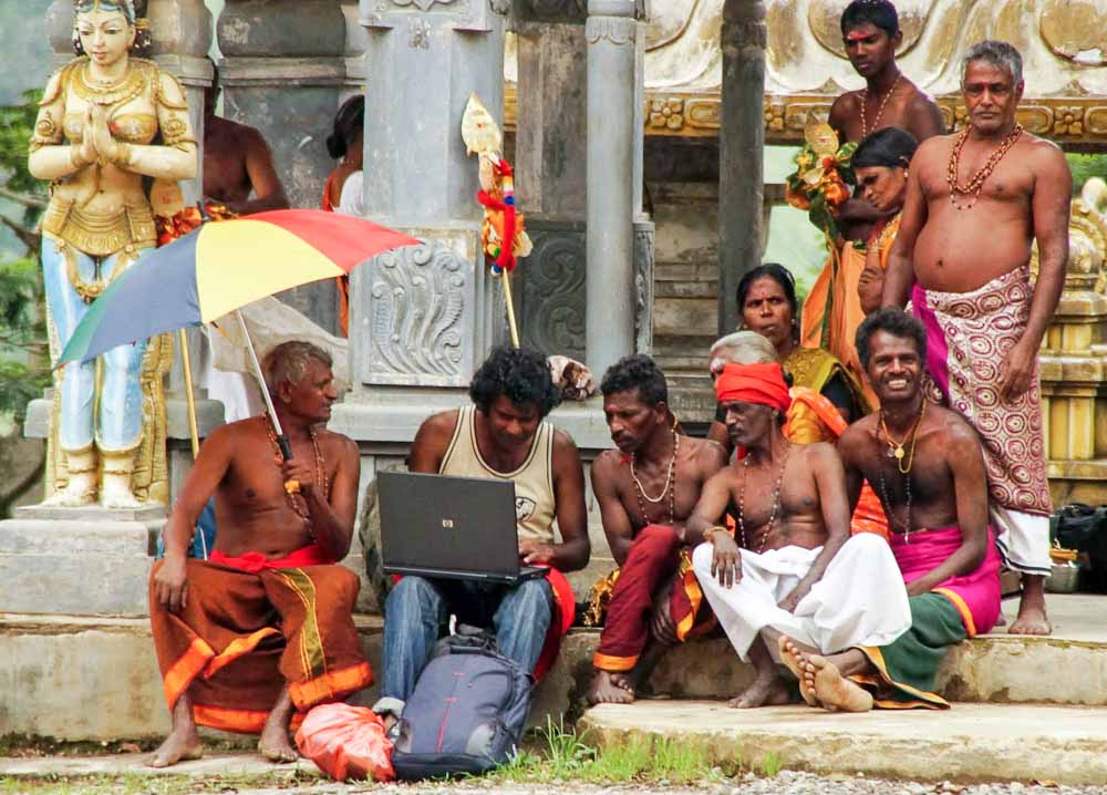 Hindus und Internet
