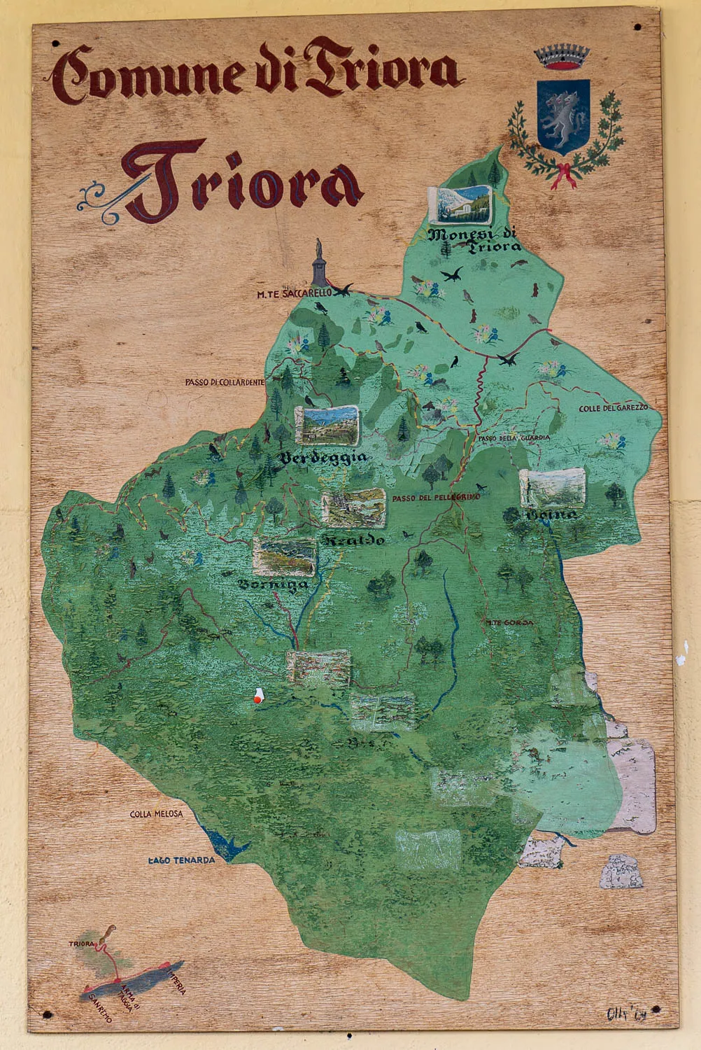 Karte des Gemeindegebiets Triora mit markierten Ortschaften und Landschaften